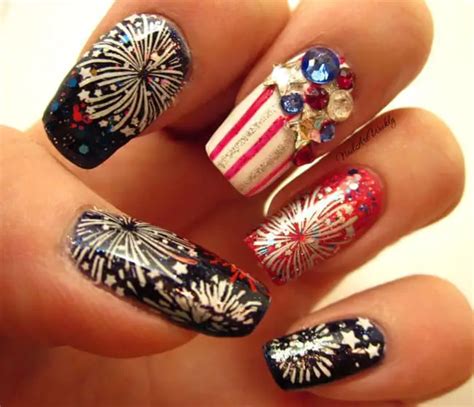 20 Romantic Fireworks Nail Art Designs Sheideas