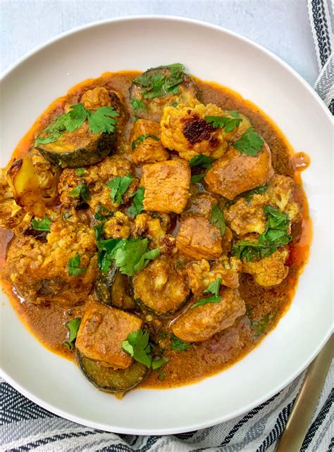 Indian Chicken Curry With Coconut Milk Thechowdown