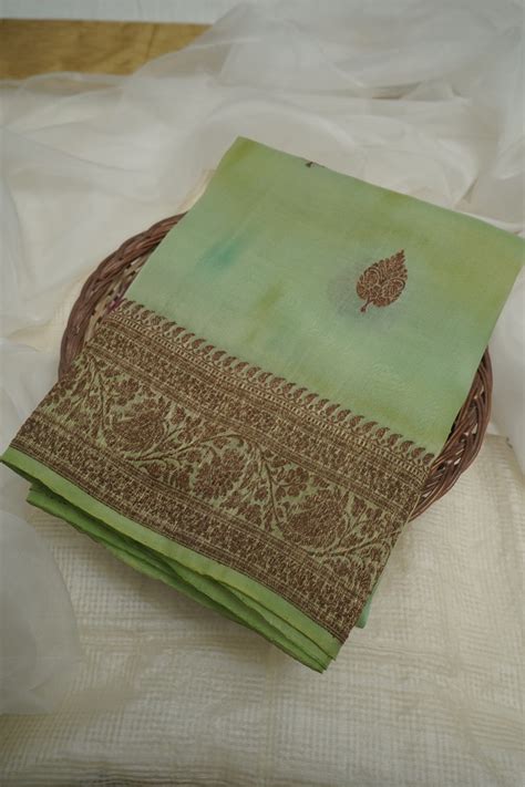 Green Pure Kora Saree Tabakashi