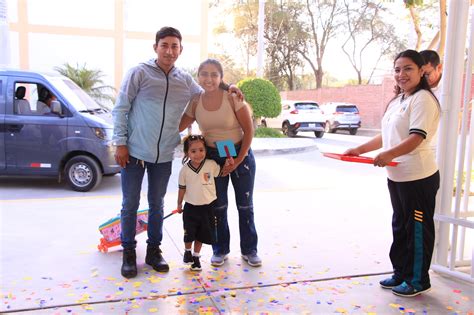 Colegio San Ignacio De Loyola Recibe A Ni As Por Primera Vez Noticias