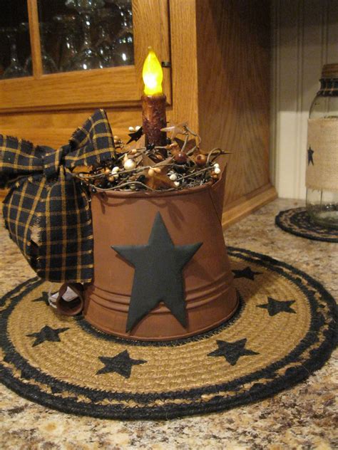 Rusty Coffee Can With Candle Primitive Lamps Primitive Decor Ideas