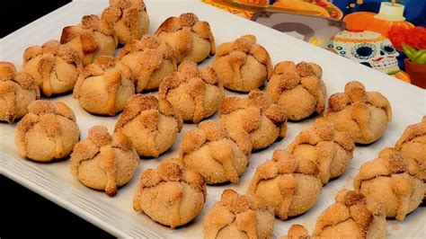 Galletas De Pan De Muerto Mia Postres Food Elote Halloween