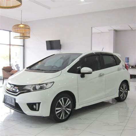 Honda Jazz Rs Cvt Putih