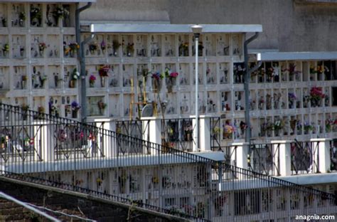 Nuove Regole Al Cimitero Comunale Di Anagni Da Oggi Niente Pi Oggetti