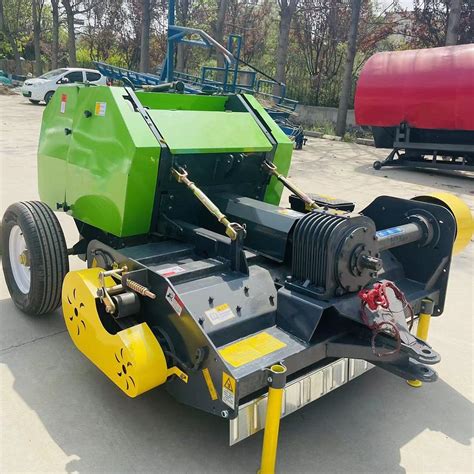 Small Automatic Round Hay Corn Silage Wheat Straw Tractor Baler Machine