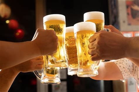 なぜ人はお酒を飲みたくなるのか？心理や原因から飲みたい欲求をおさえる方法まで Sake Mania