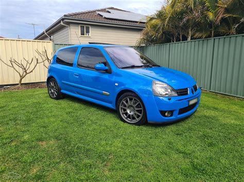 2005 Renault Clio II RS (182 Cup) | classicregister