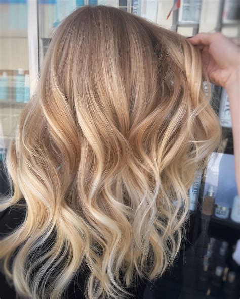 Modern Blonde Hairbybotsford Balayage Hair Blonde Hair Styles Balayage