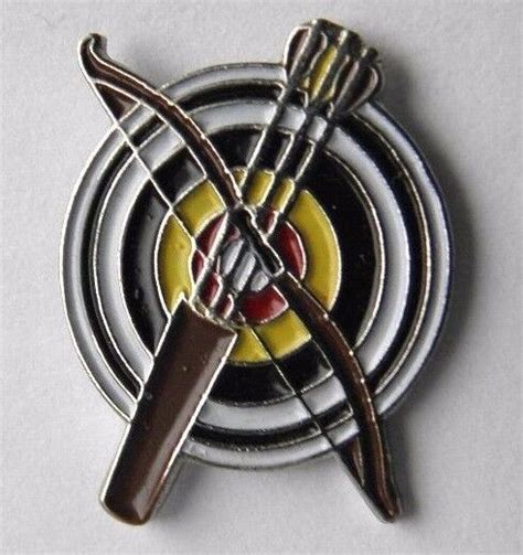 Archery Target Bow And Arrow Sport Novelty Lapel Pin Badge 34 Inch Ebay