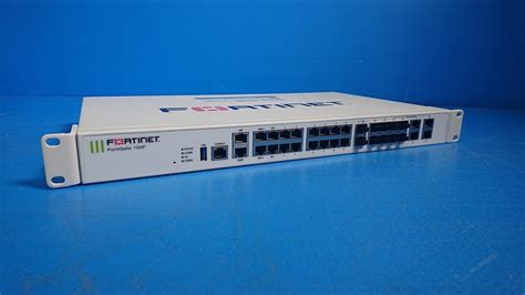 ライセンス期限2026年8月22日fortinet フォーティネット Fortigate 100f 周辺機器