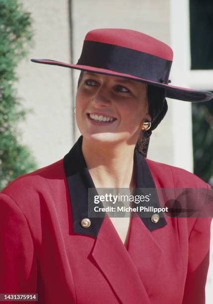 43226 Princess Diana Photos And High Res Pictures Getty Images