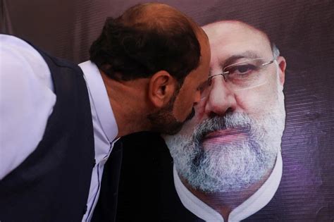 El Líder Supremo Iraní Presidió El Funeral De Ebrahim Raisi Y Los Otros Funcionarios Que