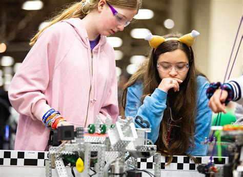 VEX Worlds 2023 VRC HS Day 4 9x5a3661 REC Foundation Flickr