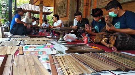 Lontar Weaving Bali Om Tours