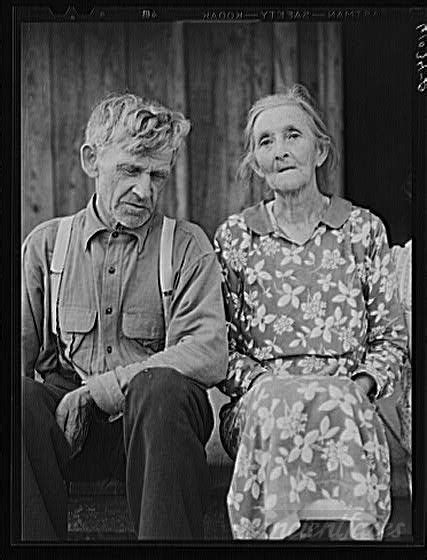 Old farm couple on poor land in the Ozark Mountains.... | Couples, Olds ...