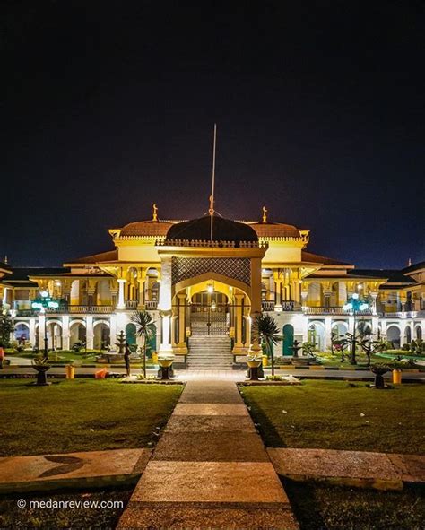 Istana Maimoon Maimun Objek Wisata Budaya Di Kota Medan Pernah Ke