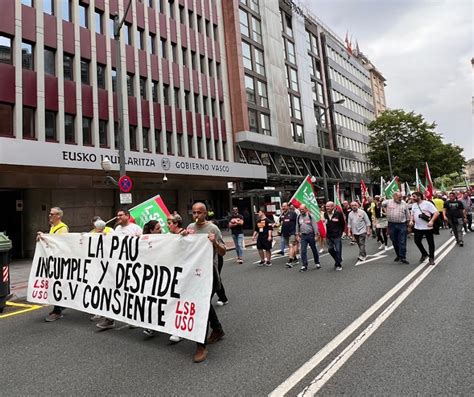 Lsb Uso En Lucha Por Las Ambulancias La Pau De Bizkaia Lsb Uso