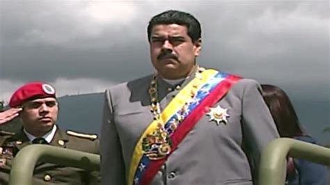 Nicolás Maduro manda militares para defenderse de Colombia CNN Video