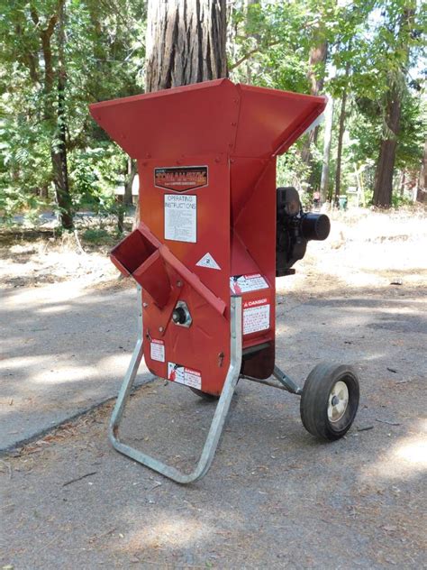 Lot 21 Troy Bilt Wood Chipper Shredder Runs Well Sac Valley Auctions