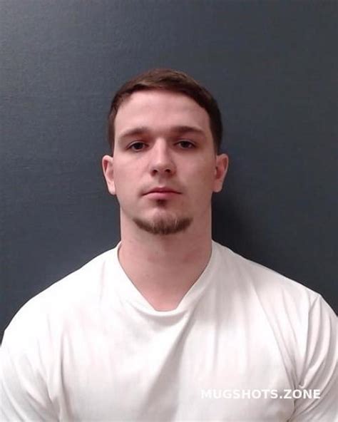 ROMAIN WALKER LEE 08 22 2022 Comal County Mugshots Zone