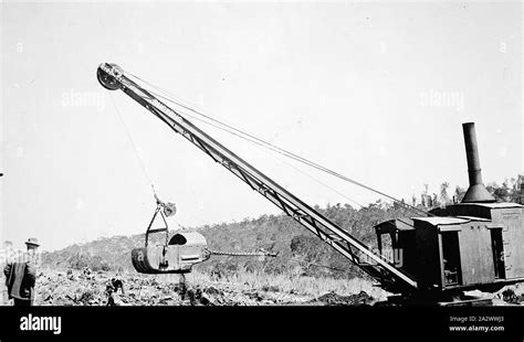 Steam shovel operation hi-res stock photography and images - Alamy