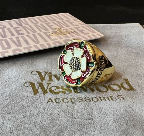 Vivienne Westwood Nana Tudor Red Rose Flower Ring Gol Gem