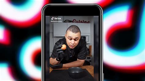 Quién Es Elías Dosunmu El Chef Que Arrasa En Tiktok Gastrolab España