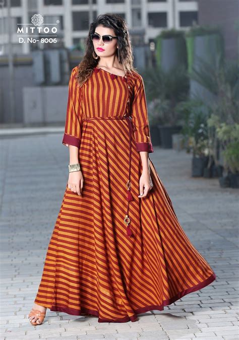 Pin By Meghal Shah On Necklines Kurti Designs Long Kurti Designs