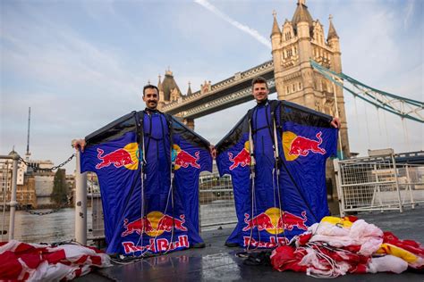 Skydivers Complete Wingsuit Flight Through Tower Bridge In World First