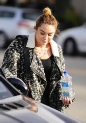 Miley Cyrus Leggy Candids At Pet Store In Studio City HawtCelebs