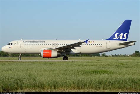 Oy Kam Sas Scandinavian Airlines Airbus A Photo By Donato