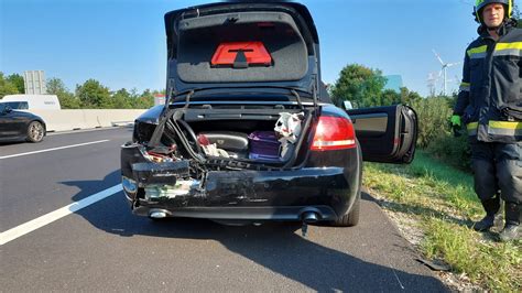 Auffahrunfall Auf Der Autobahn Freiwillige Feuerwehr Trumau