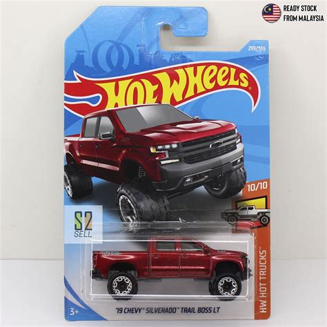 Hot Wheels Chevy Silverado Trail Boss Lt Red Color No 299365 Diecast 164 Scale Shopee Malaysia