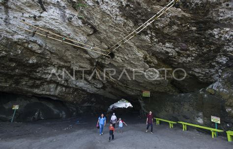 Potensi Wisata Pantai Antara Foto