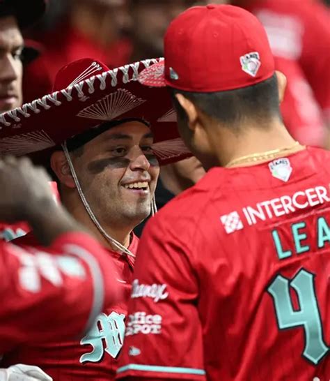 Diablos Rojos barre a los Yankees de Nueva York en su regreso a México