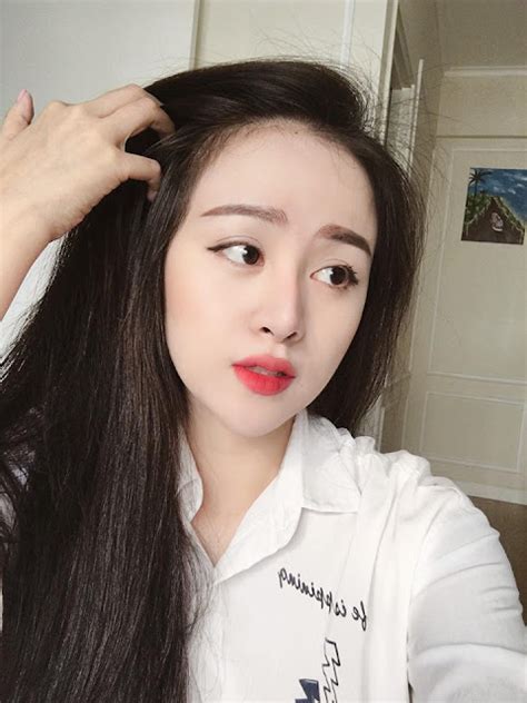 Hình Ảnh Hot Girl Bà Tưng Dễ Thương Cute Xinh Xắn Đến Lạ Kì