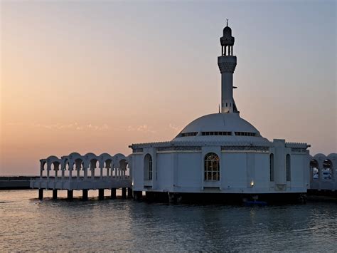 Al Rahmah Mosque Jeddah Saudi Arabia Al Rahmah Mosque م Flickr