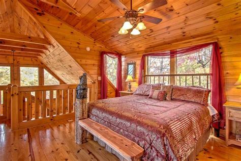 Bearly Naked Log Cabin Updated Holiday Rental In Gatlinburg