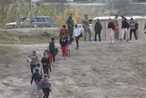 Miles De Hondure Os Huyen Por La Violencia Y Pobreza Seg N Ai