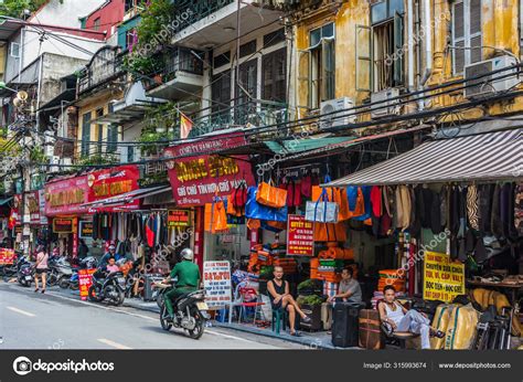 Street View Of Hanoi Old Quarter Vietnam Stock Editorial Photo