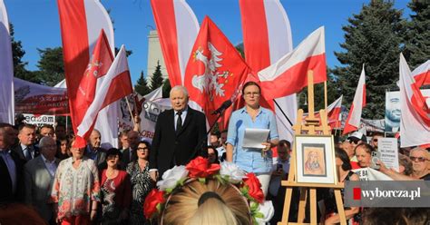 Sprawa księdza Olszewskiego w Sejmie Posłowie PiS mówią o ubeckich