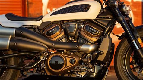 2021 Harley Davidson Sportster S First Ride Review