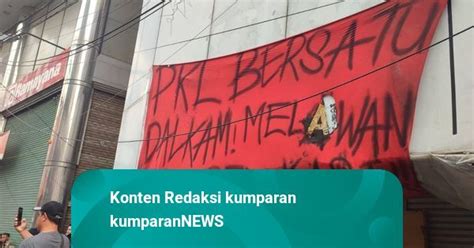 Ricuh Penertiban Pkl Di Jalan Dalem Kaum Bandung Kumparan