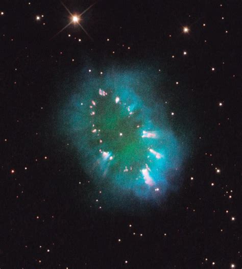 Space Pics The Necklace Nebula A 19 Trillion Kilometre Wide