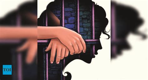 Trichy Couple Held For Operating Sex Racket Trichy News Times Of India