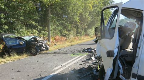 Accidents De La Route Quatre Morts Et Neuf Bless S Bouira Et Sidi