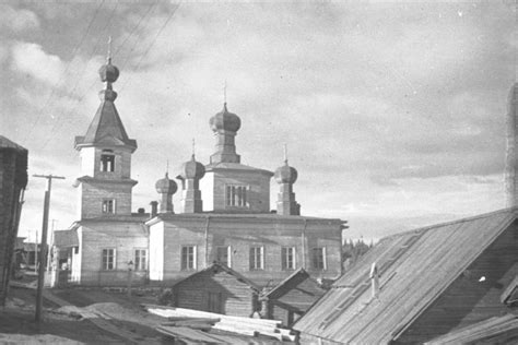 Церковь Воскресения Христова (старая), Умба (Терский район), фотография ...