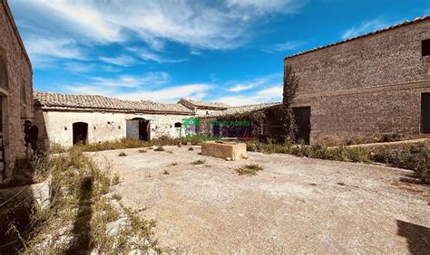 Maison De Campagne Raguse Dans Poggio Del Sole Sicile Italie