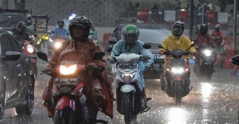 Cuaca Tangerang Hari Ini Diprediksi Panas Catat Jam Diguyur Hujan