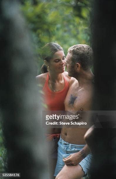 140 Steve Mcqueen And Ali Macgraw Photos And High Res Pictures Getty Images